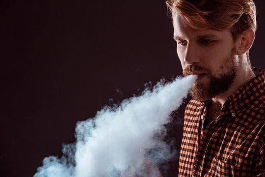 E-Sigara exposes the dangers of electronic cigarettes and practical tips to protect your health