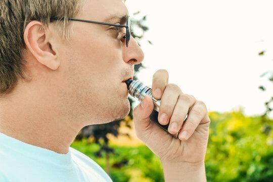 IBVape Vape Shop tips for store owners and customers on placing no smoking e cigarettes signs effectively