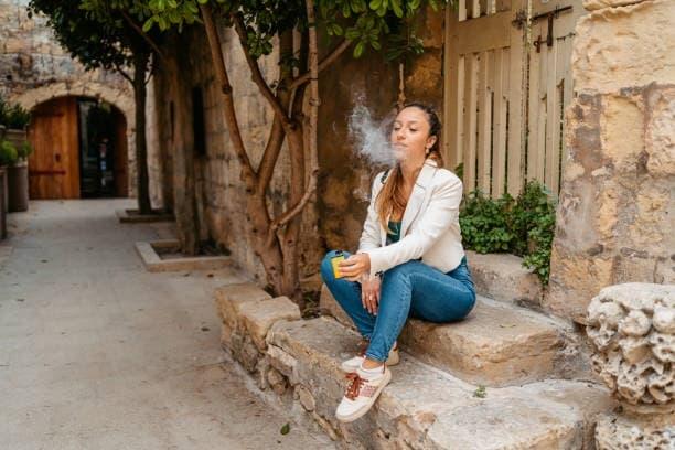 papieros elektroniczny guide what are e cigarettes a practical review of benefits risks and vaping tips
