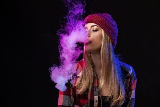 How trực tiếp bóng đá and nicotine cartridges Are Shaping Fan Behavior and Venue Policies